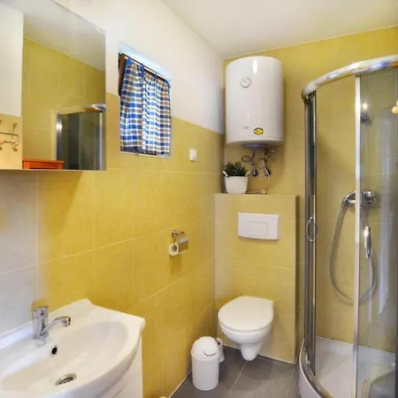 Comfortable Homes With A Fireplace *